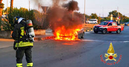 noci incendio auto agosto 2024